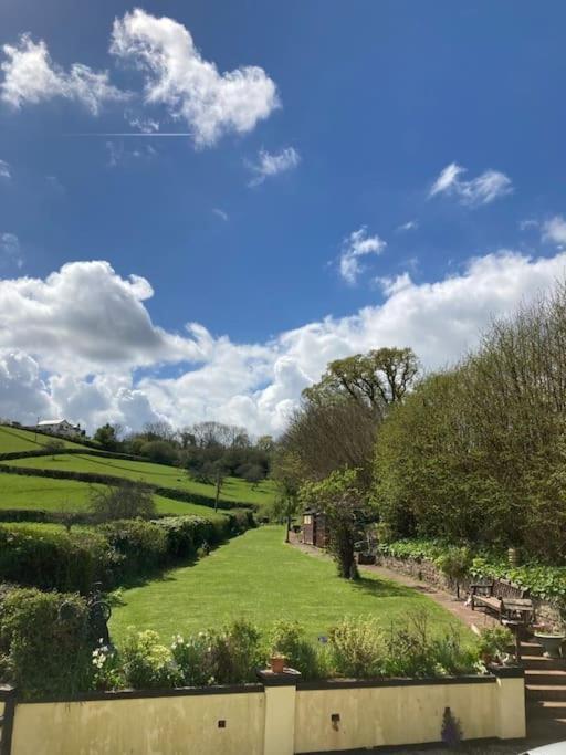 Charming Countryside Cottage Ground Floor Apartment In Combeinteignhead Devon Bishopsteignton Exterior foto